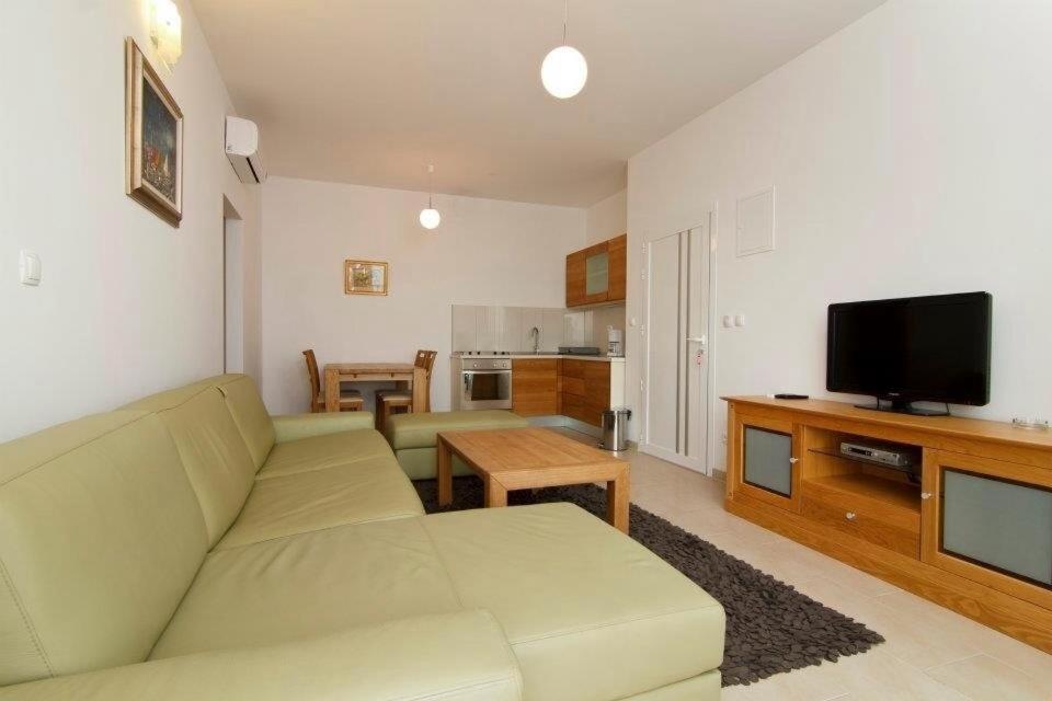 Apartments Vela Sollis Marusici  Pokoj fotografie